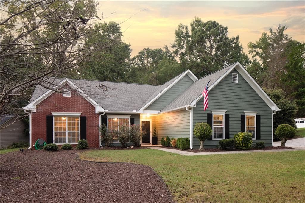 3 bedroom, 2 bathroom, 1,496 sq ft single family residence under contract at 4068 Tiffany Rae Cove, Buford, GA 30519