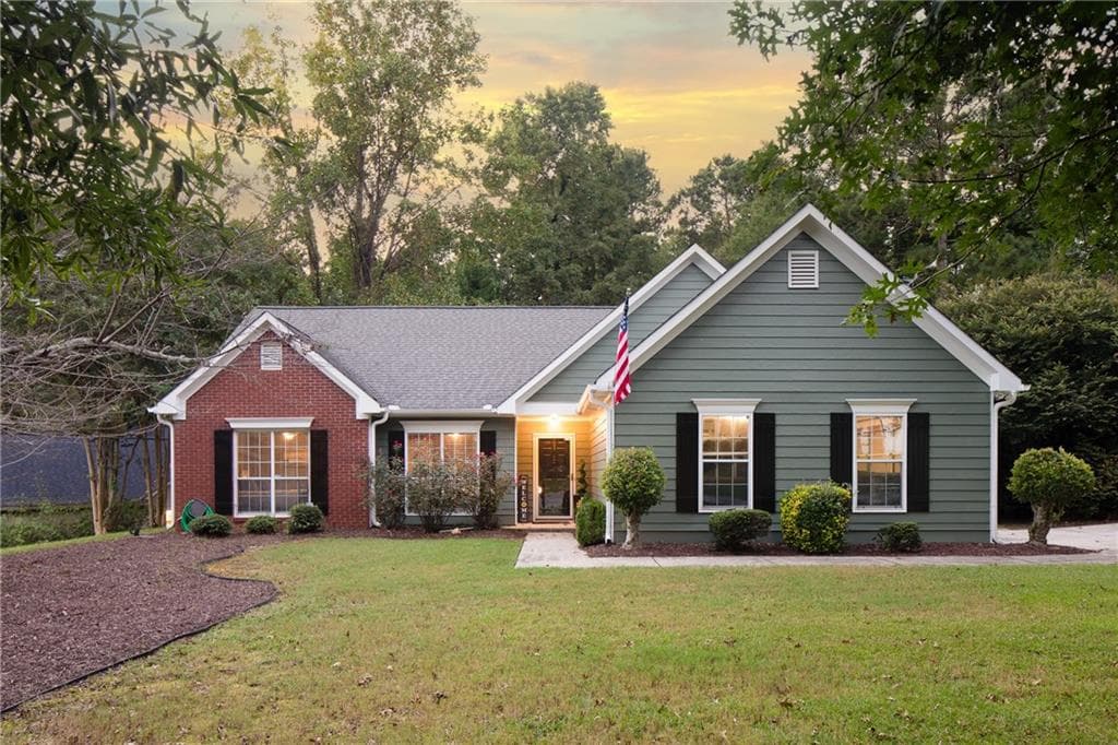 3 bedroom, 2 bathroom, 1,496 sq ft single family residence under contract at 4068 Tiffany Rae Cove, Buford, GA 30519 — photo 3