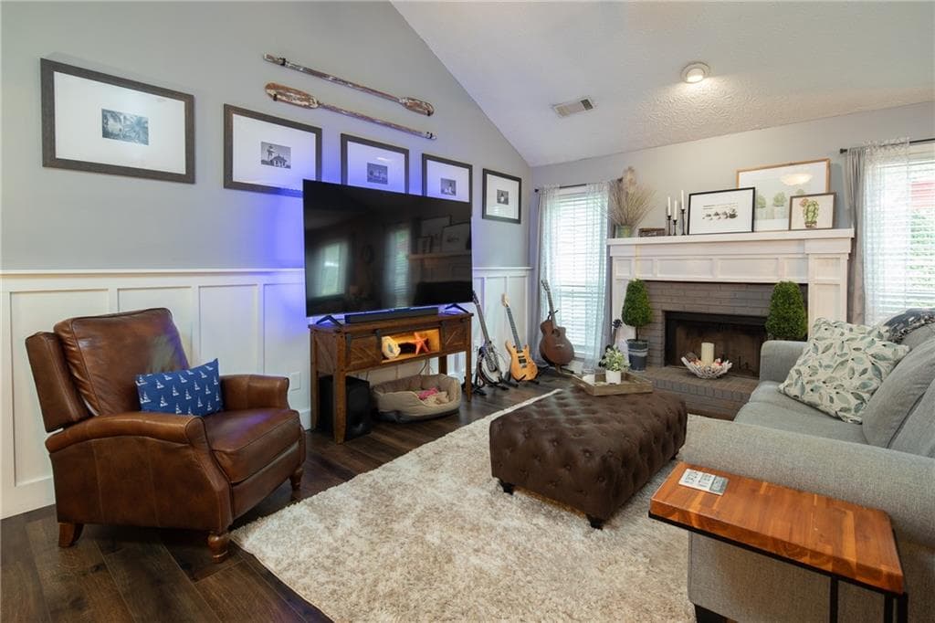 3 bedroom, 2 bathroom, 1,496 sq ft single family residence under contract at 4068 Tiffany Rae Cove, Buford, GA 30519 — photo 4