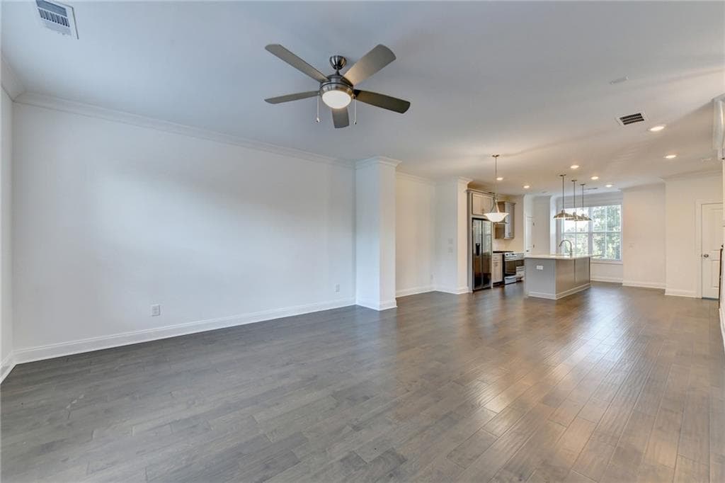 3 bedroom, 4 bathroom, 1,903 sq ft townhouse under contract at 4365 Sims Park Overlook, Suwanee, GA 30024 — photo 9