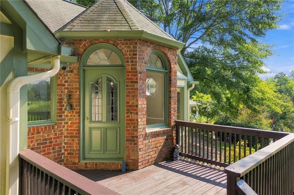 4 bedroom, 4 bathroom, 3,131 sq ft single family residence for sale at 1508 Lake Koinonia Drive, Woodstock, GA 30189 — photo 4