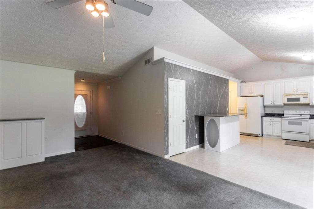 3 bedroom, 2 bathroom, 1,566 sq ft single family residence for sale at 55 Heather Woods Court, Covington, GA 30016 — photo 4