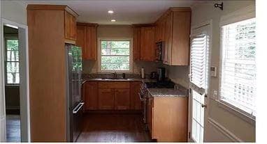 6 bedroom, 3 bathroom, 1,910 sq ft single family residence for rent at 1493 Chateau Drive, Dunwoody, GA 30338 for $4,000 a month — photo 4