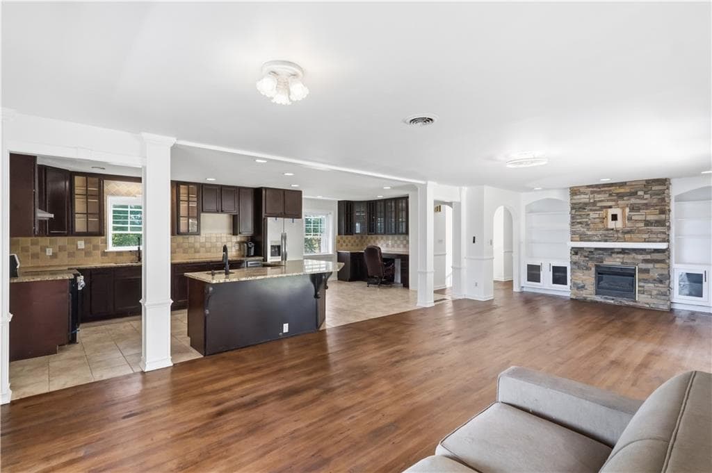 5 bedroom, 4 bathroom, 4,746 sq ft single family residence for sale at 3257 S Bay Drive, Jonesboro, GA 30236 — photo 7