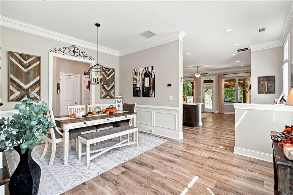 3 bedroom, 4 bathroom, 2,450 sq ft townhouse under contract at 6915 Fellowship Lane, Flowery Branch, GA 30542 — photo 9