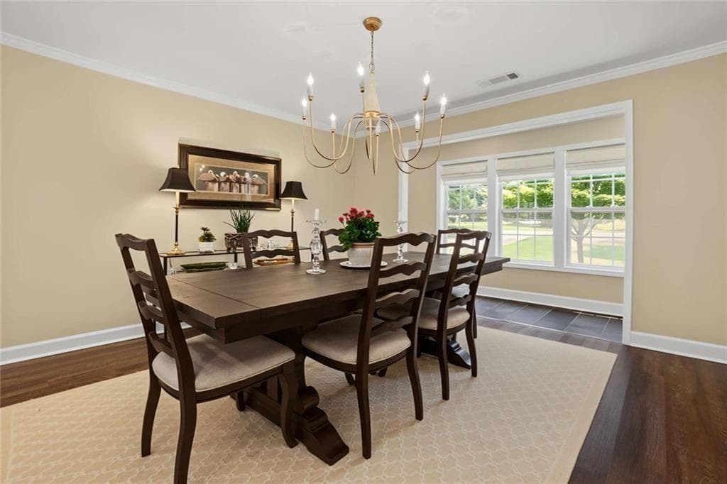 4 bedroom, 3 bathroom, 2,264 sq ft single family residence under contract at 815 Fairfield Drive, Marietta, GA 30068 — photo 9