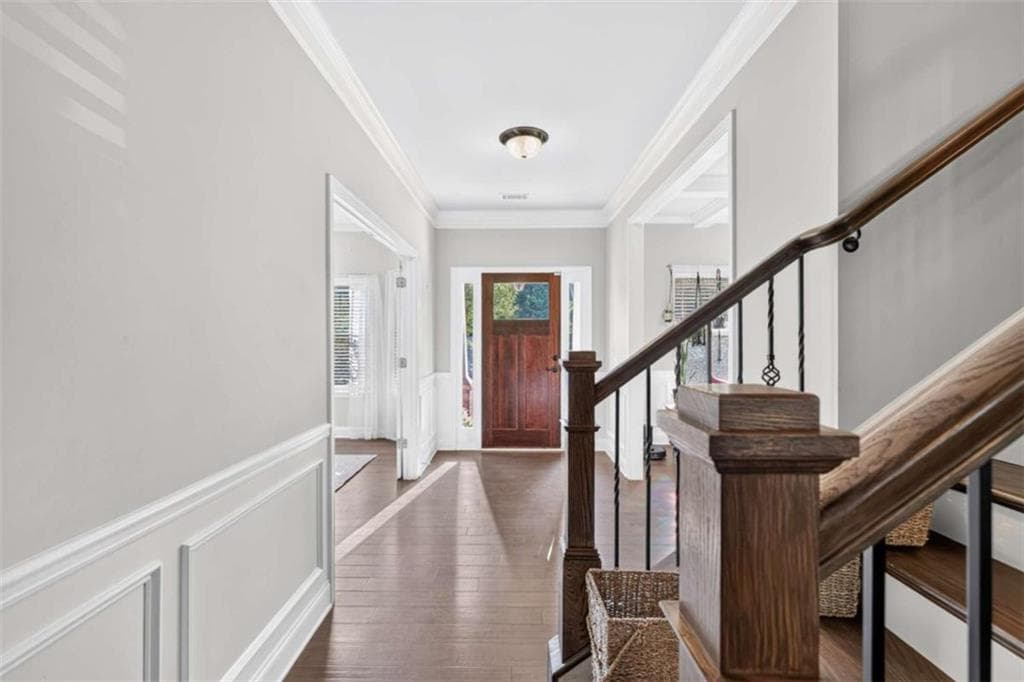 5 bedroom, 3 bathroom, 3,194 sq ft single family residence under contract at 740 Jefferson Boulevard, Jefferson, GA 30549 — photo 3