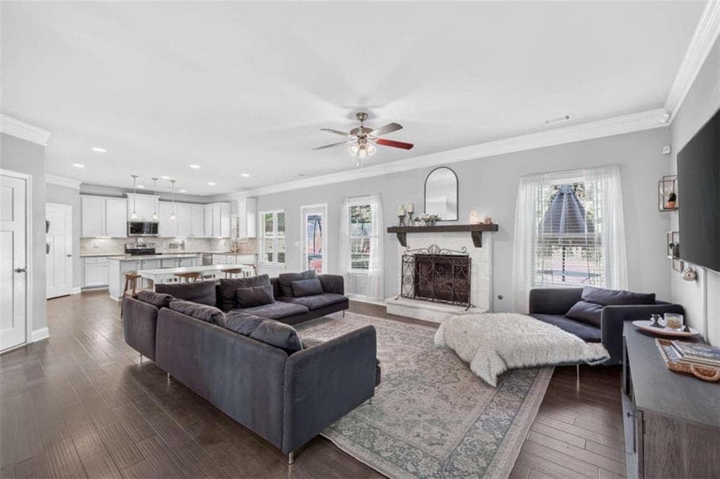 5 bedroom, 3 bathroom, 3,194 sq ft single family residence under contract at 740 Jefferson Boulevard, Jefferson, GA 30549 — photo 5