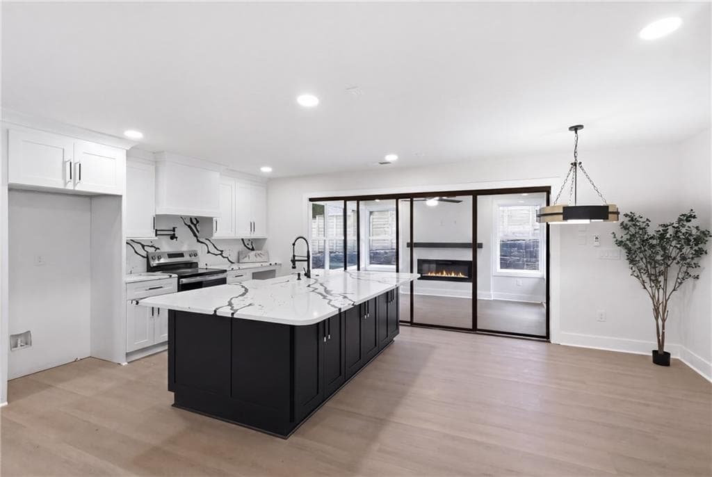 5 bedroom, 6 bathroom, 3,328 sq ft single family residence for sale at 1447 Skyhaven Road, Atlanta, GA 30316 — photo 4