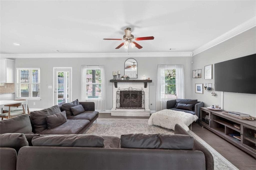 5 bedroom, 3 bathroom, 3,194 sq ft single family residence under contract at 740 Jefferson Boulevard, Jefferson, GA 30549 — photo 6