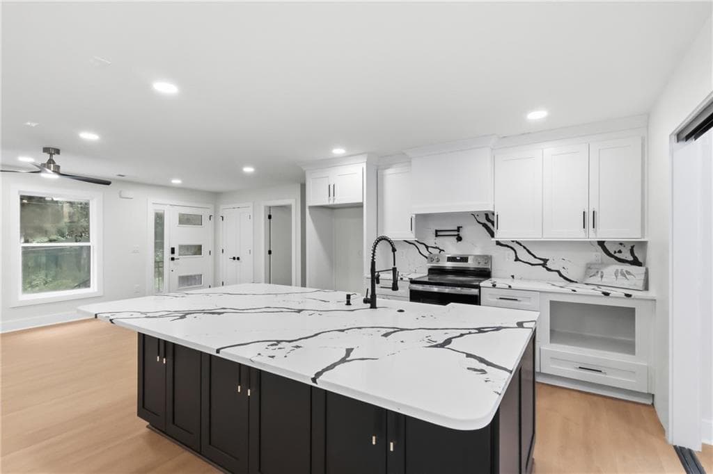 5 bedroom, 6 bathroom, 3,328 sq ft single family residence for sale at 1447 Skyhaven Road, Atlanta, GA 30316 — photo 7