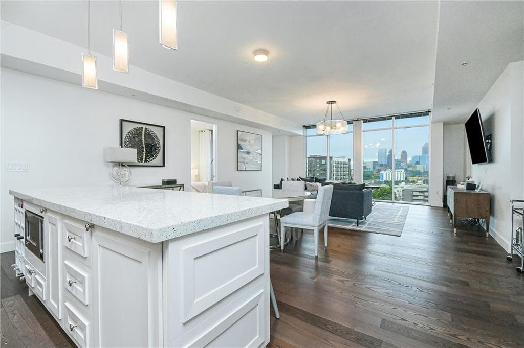 3 bedroom, 3 bathroom, 1,888 sq ft condominium for rent at 1820 Peachtree Street 1102, Atlanta, GA 30309 for $5,200 a month — photo 9