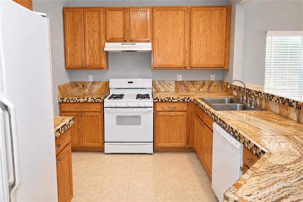 3 bedroom, 2 bathroom, 1,424 sq ft townhouse for rent at 1563 Rachels Ridge, Kennesaw, GA 30152 for $2,100 a month — photo 5