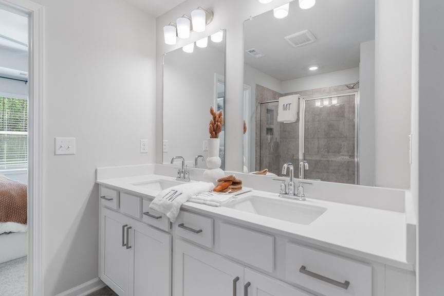 3 bedroom, 4 bathroom, 1,967 sq ft townhouse for sale at 102 Wilder Ridge Way, Lawrenceville, GA 30044 — photo 5