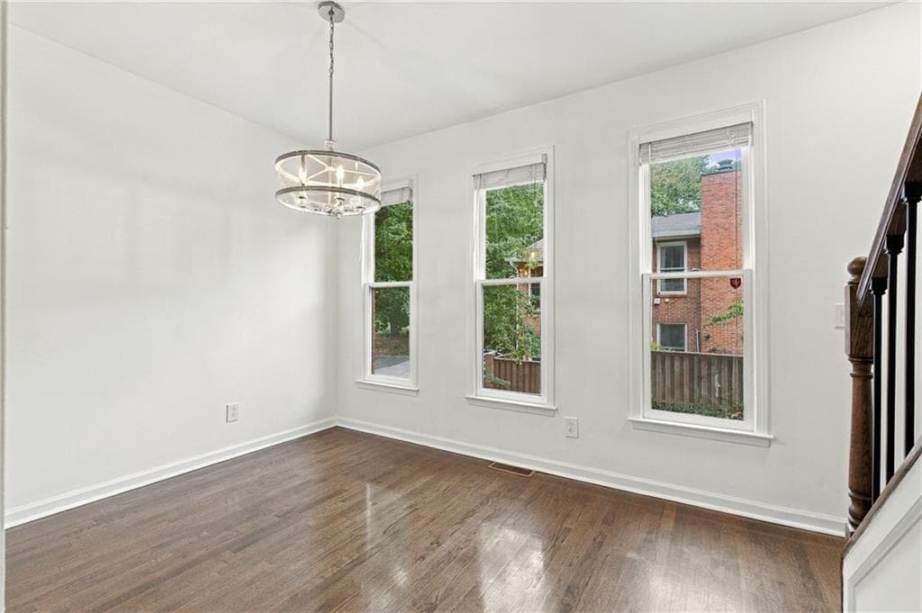 3 bedroom, 3 bathroom, 1,300 sq ft townhouse for rent at 653 Park Village Drive, Atlanta, GA 30306 for $3,650 a month — photo 8