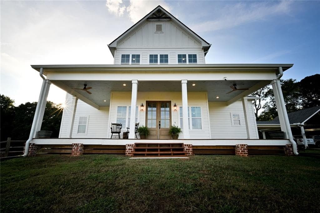 3 bedroom, 4 bathroom, 2,922 sq ft single family residence for sale at 9895 Post Road, Shady Dale, GA 31085 — photo 3