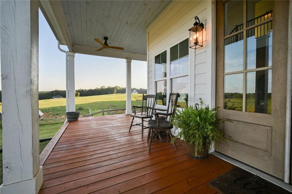 3 bedroom, 4 bathroom, 2,922 sq ft single family residence for sale at 9895 Post Road, Shady Dale, GA 31085 — photo 4