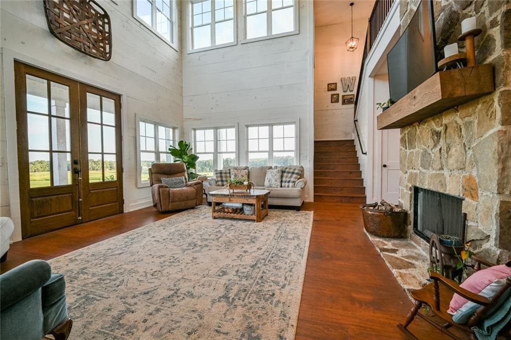 3 bedroom, 4 bathroom, 2,922 sq ft single family residence for sale at 9895 Post Road, Shady Dale, GA 31085 — photo 6