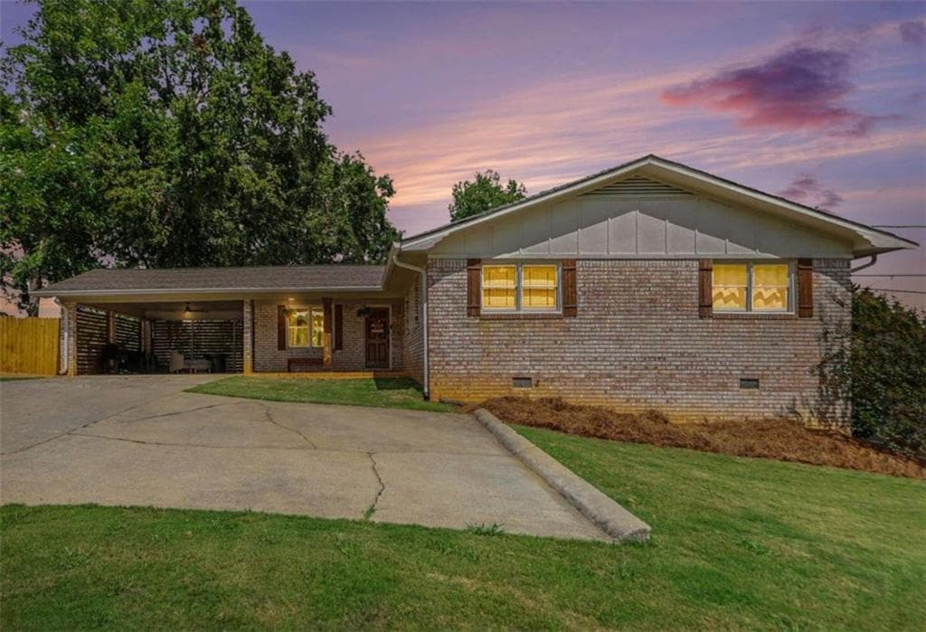 3 bedroom, 2 bathroom, 1,577 sq ft single family residence for sale at 622 S Georgia Avenue, Bremen, GA 30110 — photo 2