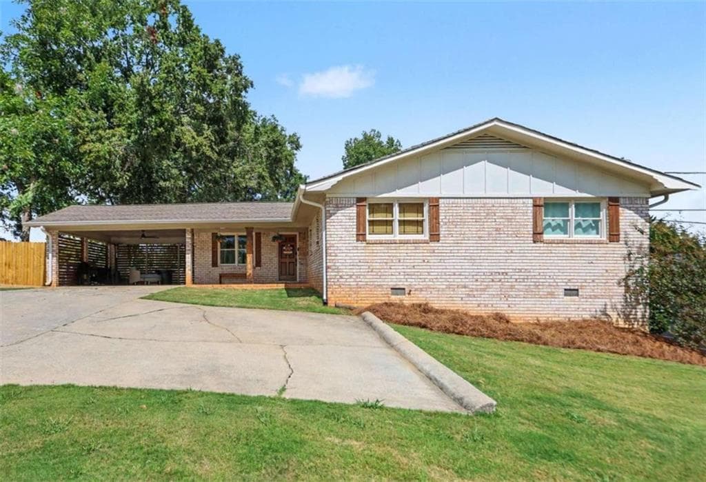3 bedroom, 2 bathroom, 1,577 sq ft single family residence for sale at 622 S Georgia Avenue, Bremen, GA 30110 — photo 3