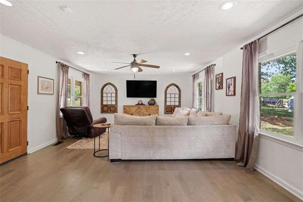 3 bedroom, 2 bathroom, 1,577 sq ft single family residence for sale at 622 S Georgia Avenue, Bremen, GA 30110 — photo 9