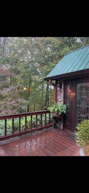 4 bedroom, 3 bathroom, 2,800 sq ft single family residence for sale at 205 Minnehaha Trail, Blue Ridge, GA 30513 — photo 2
