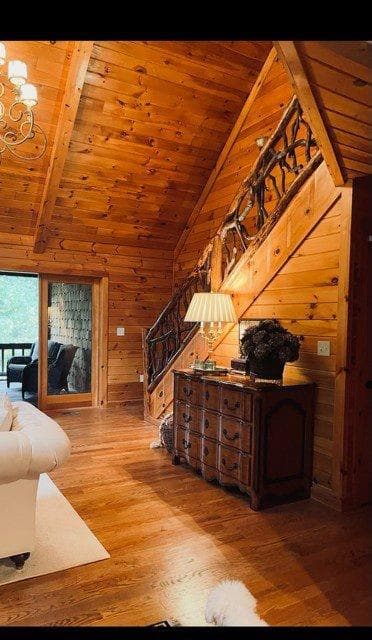 4 bedroom, 3 bathroom, 2,800 sq ft single family residence for sale at 205 Minnehaha Trail, Blue Ridge, GA 30513 — photo 5