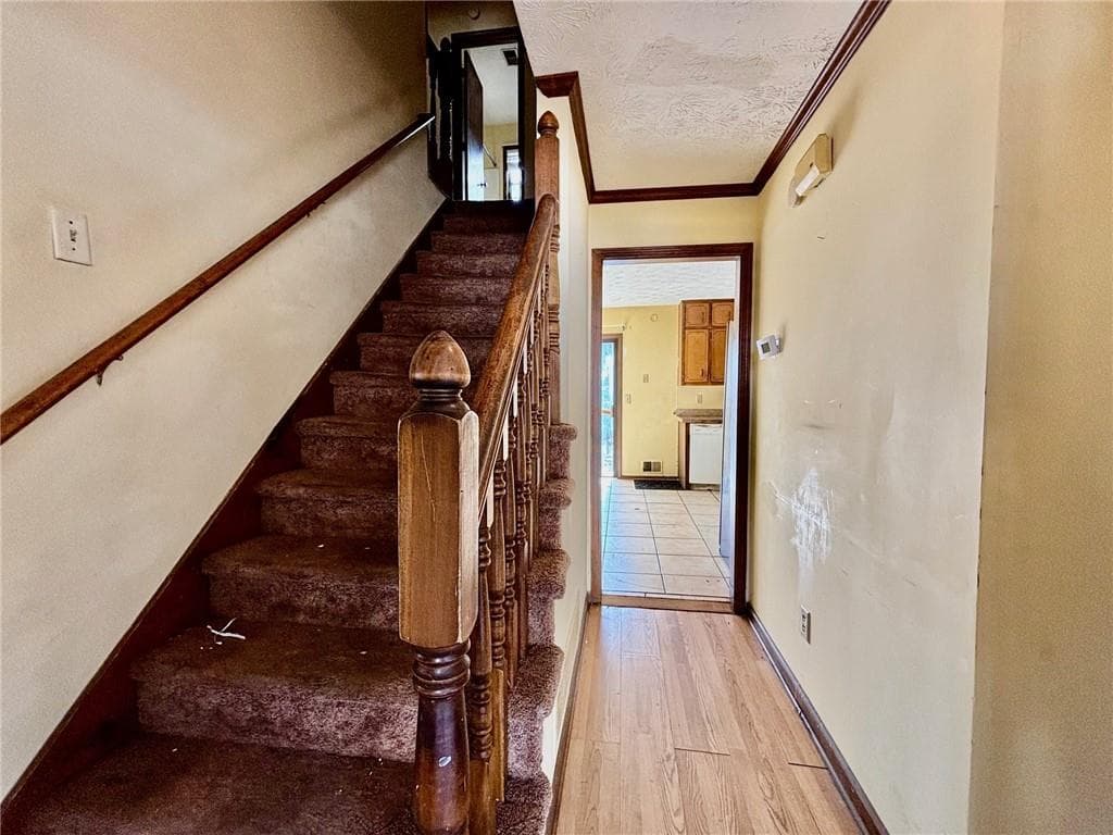 3 bedroom, 3 bathroom, 1,592 sq ft single family residence for sale at 5615 Pennybrook Court, Stone Mountain, GA 30087 — photo 8