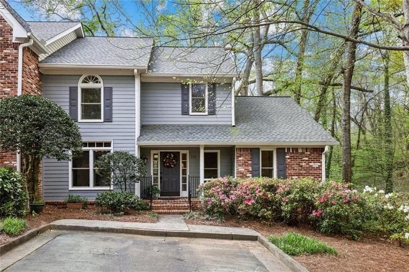 4 bedroom, 4 bathroom, 2,818 sq ft townhouse for sale at 175 Riverview Trail, Roswell, GA 30075 — photo 1 of 32