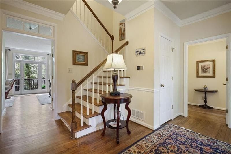 4 bedroom, 4 bathroom, 2,818 sq ft townhouse for sale at 175 Riverview Trail, Roswell, GA 30075 — photo 3