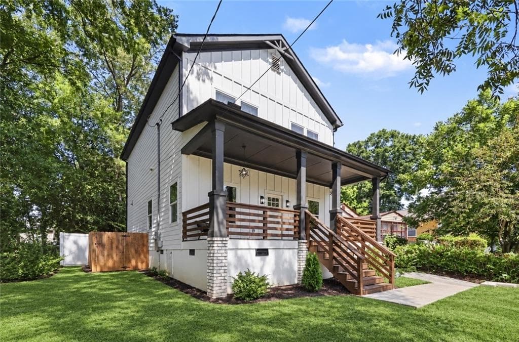 4 bedroom, 3 bathroom, 1,850 sq ft single family residence for sale at 109 Moury Avenue, Atlanta, GA 30315 — photo 3