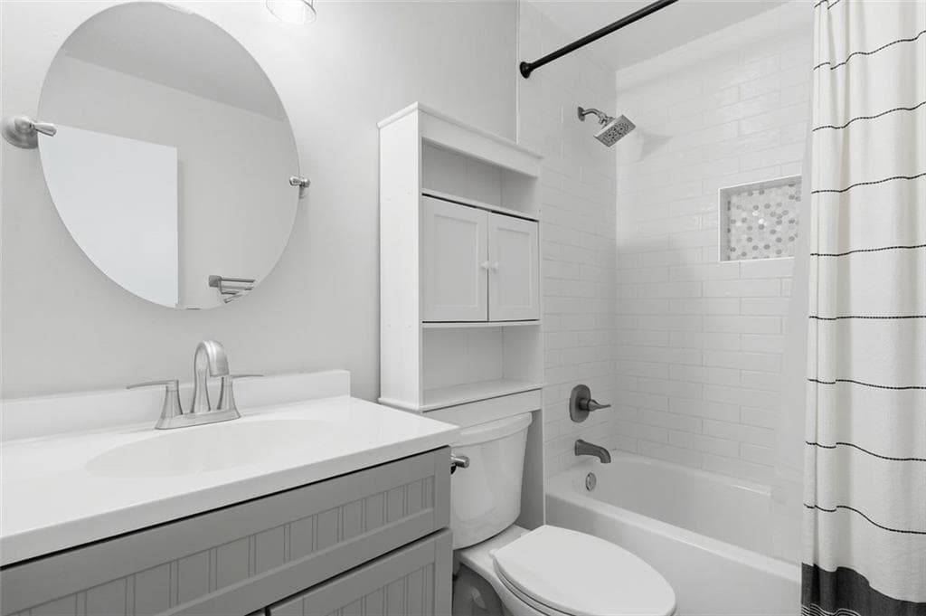 2 bedroom, 1 bathroom, 1,048 sq ft single family residence for sale at 2550 Lakeview Trail, Cumming, GA 30041 — photo 10