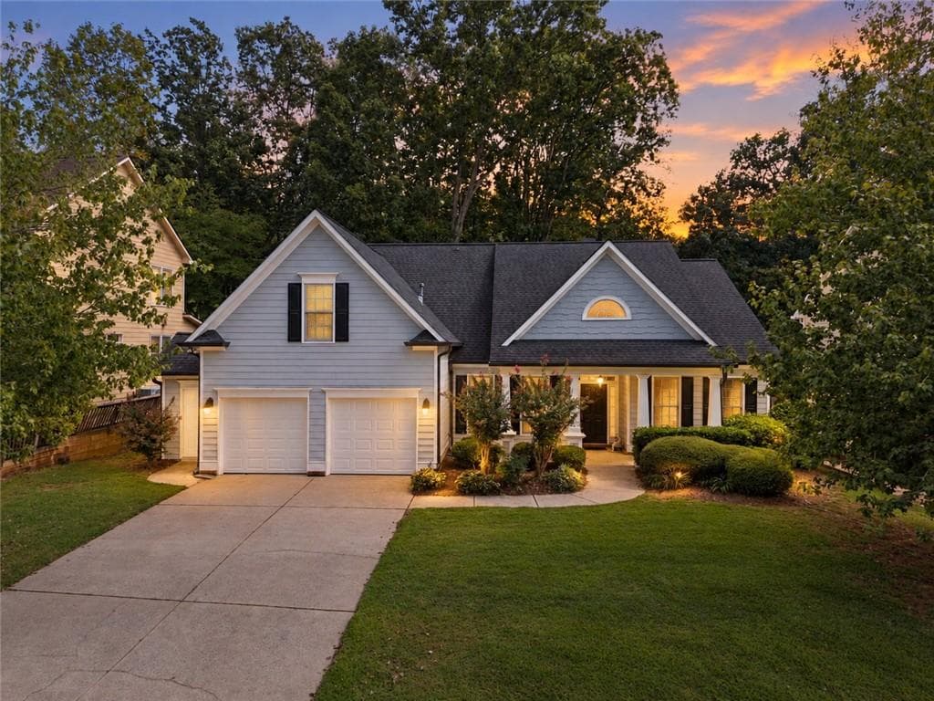 4 bedroom, 3 bathroom, 2,259 sq ft single family residence for sale at 6985 W Mountain Crossing, Cumming, GA 30041 — photo 2