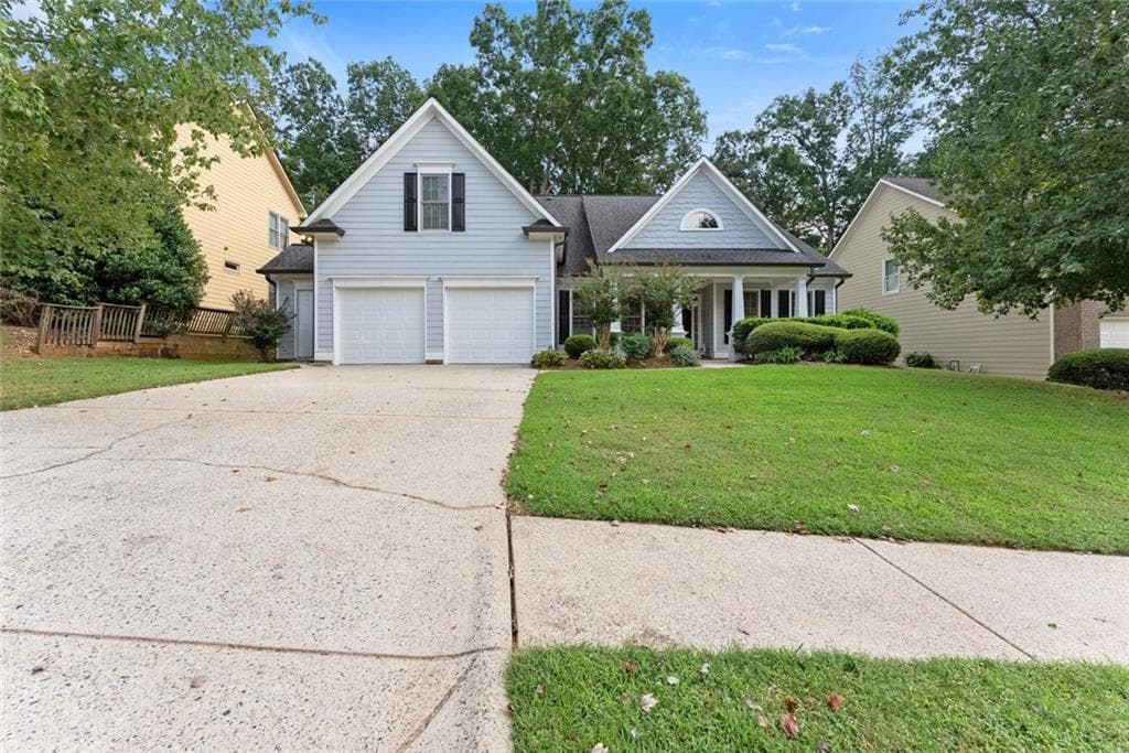 4 bedroom, 3 bathroom, 2,259 sq ft single family residence for sale at 6985 W Mountain Crossing, Cumming, GA 30041 — photo 4