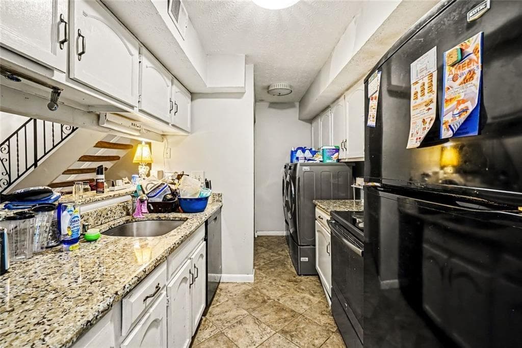 2 bedroom, 1 bathroom, 882 sq ft condominium for sale at 1345 Old Coach Road 15, Marietta, GA 30008 — photo 7