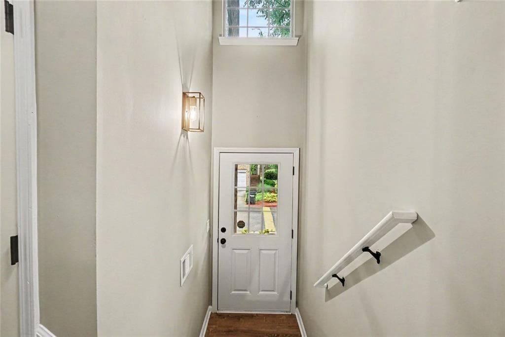 3 bedroom, 4 bathroom, 1,885 sq ft townhouse for sale at 402 Heritage Park Trace 21, Kennesaw, GA 30144 — photo 3