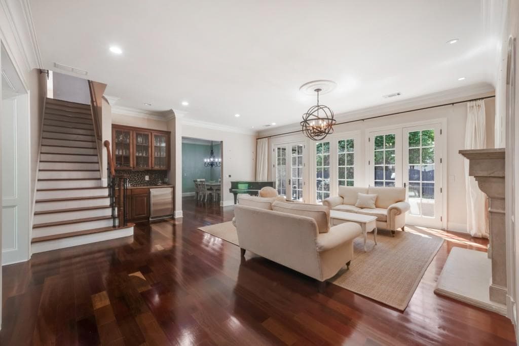 7 bedroom, 9 bathroom, 9,447 sq ft single family residence for sale at 3282 Pinestream Road, Atlanta, GA 30327 — photo 9