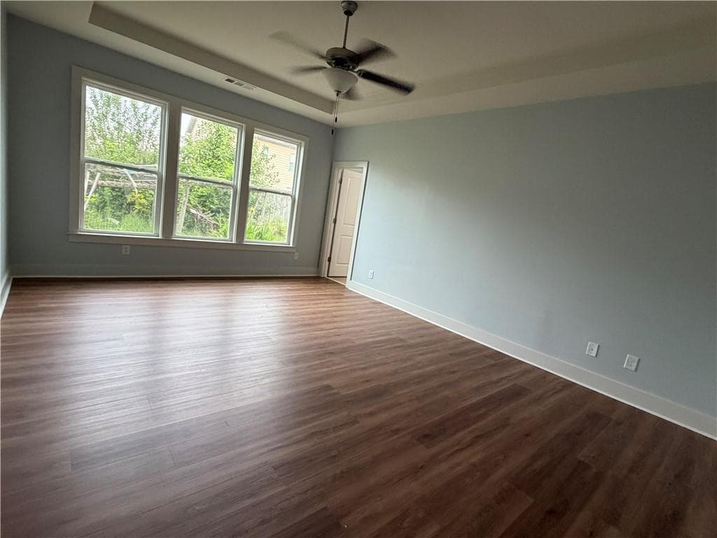 3 bedroom, 3 bathroom, 2,498 sq ft single family residence for sale at 1026 Ensign Peak Court, Lawrenceville, GA 30044 — photo 9