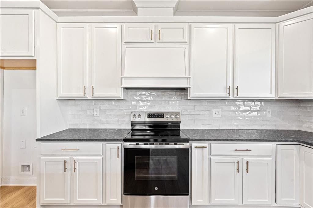 4 bedroom, 3 bathroom, 2,950 sq ft single family residence for sale at 33 Hometown Court, Jefferson, GA 30549 — photo 10