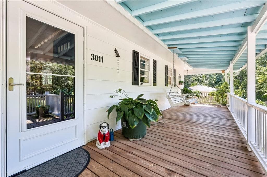 3 bedroom, 2 bathroom, 1,950 sq ft single family residence for sale at 3011 Lawton Lane, Athens, GA 30601 — photo 6