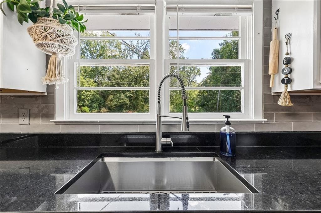 3 bedroom, 2 bathroom, 1,950 sq ft single family residence for sale at 3011 Lawton Lane, Athens, GA 30601 — photo 10