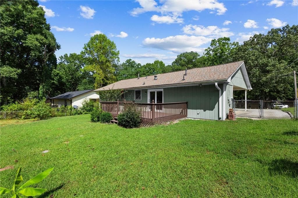3 bedroom, 2 bathroom, 1,048 sq ft single family residence for sale at 413 Hemlock, Lawrenceville, GA 30046 — photo 8