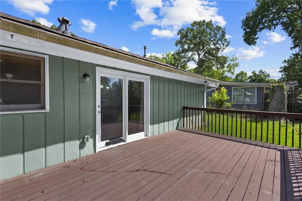 3 bedroom, 2 bathroom, 1,048 sq ft single family residence for sale at 413 Hemlock, Lawrenceville, GA 30046 — photo 10