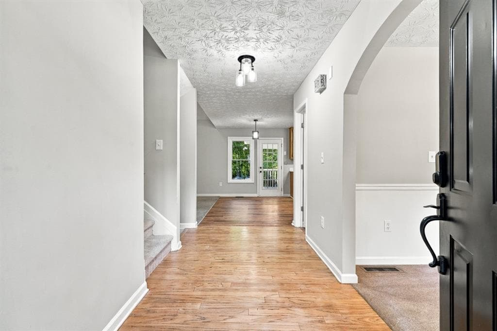 3 bedroom, 3 bathroom, 1,760 sq ft single family residence for sale at 2140 Amberly Glen Way, Dacula, GA 30019 — photo 5