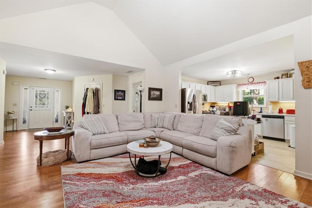 3 bedroom, 2 bathroom, 1,550 sq ft single family residence for sale at 233 McBee Place, Dallas, GA 30132 — photo 8