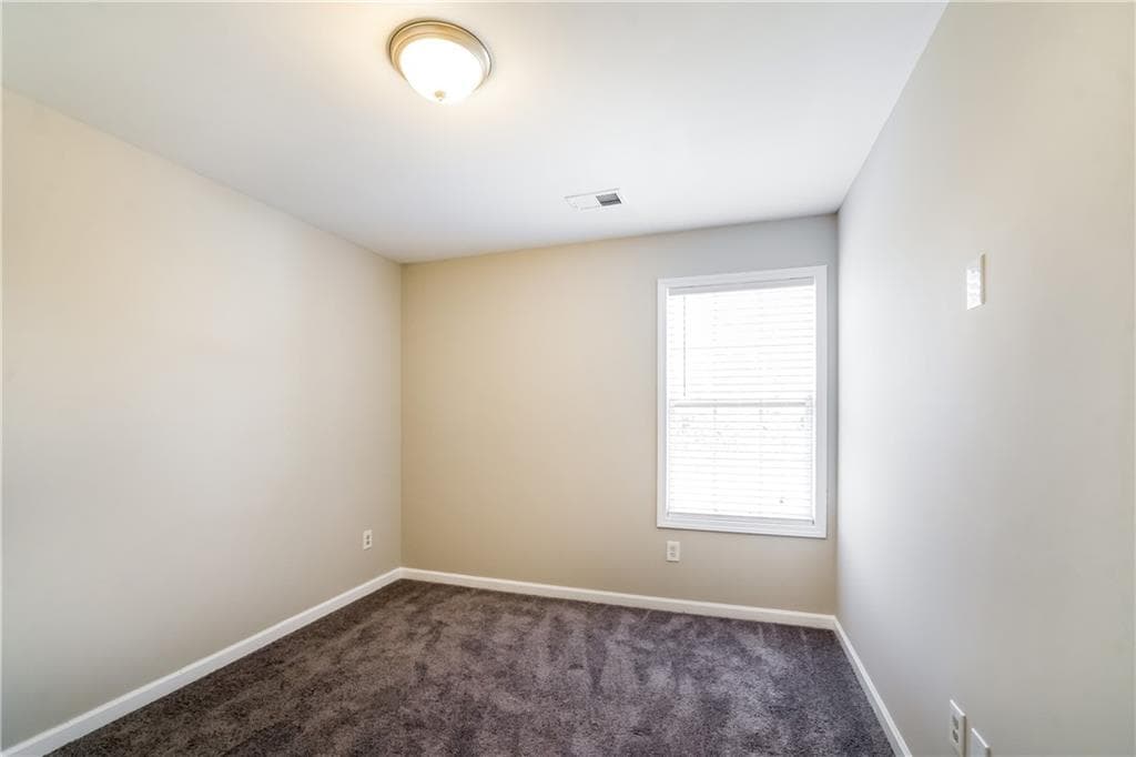 4 bedroom, 3 bathroom, 2,042 sq ft single family residence for sale at 44 Colonial Circle, Cartersville, GA 30120 — photo 10