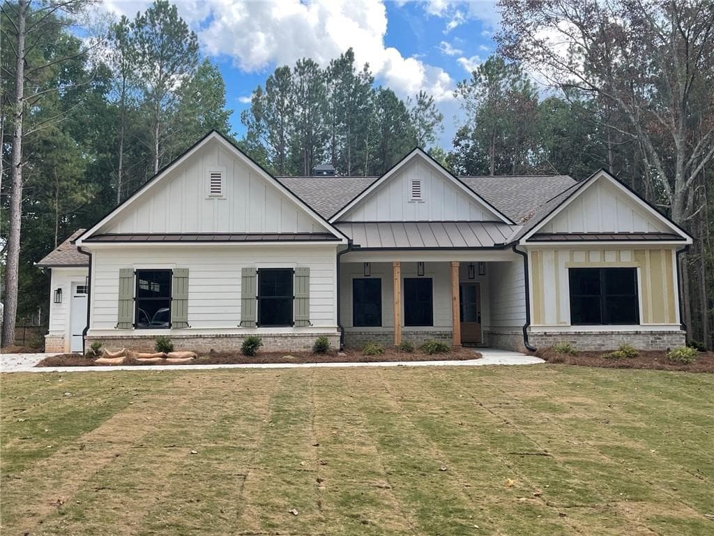 4 bedroom, 3 bathroom, 2,188 sq ft single family residence for sale at 453 Michael Etchison Road, Monroe, GA 30655