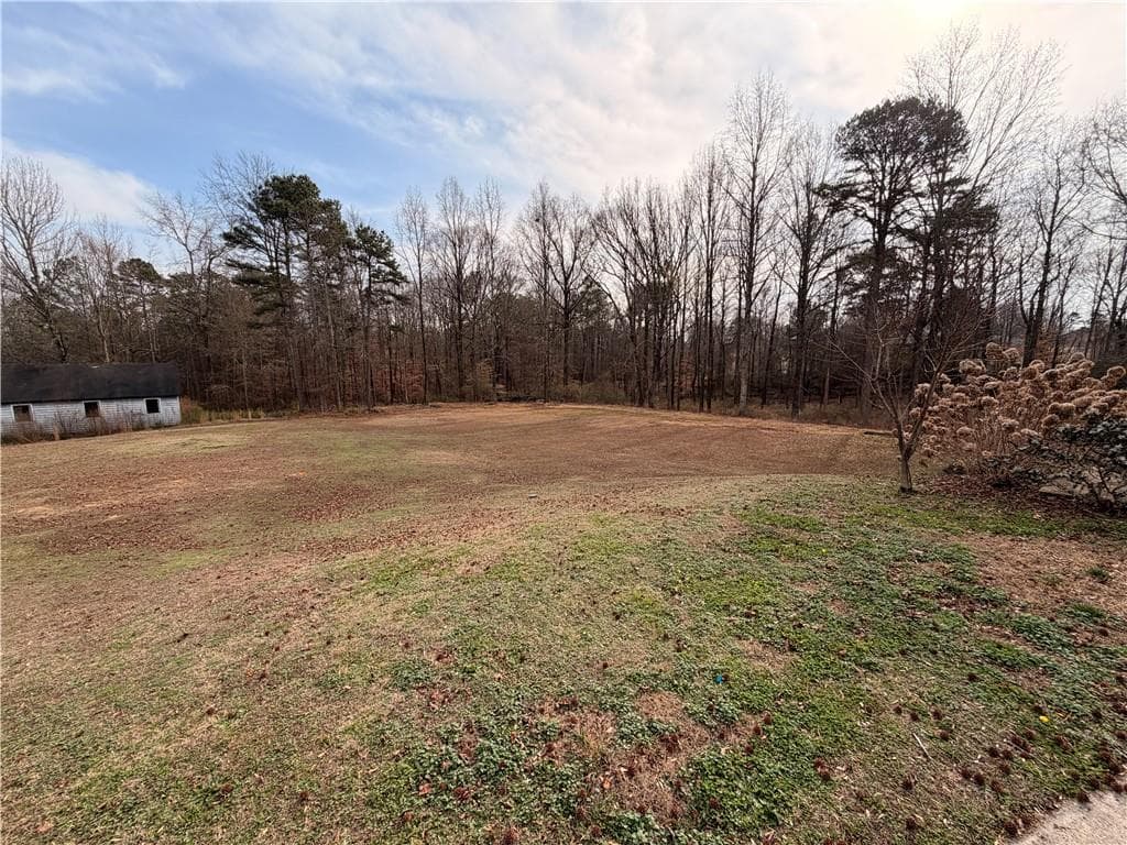 3 bedroom, 3 bathroom, 2,319 sq ft single family residence for sale at 4625 Spout Springs Road, Buford, GA 30519 — photo 4