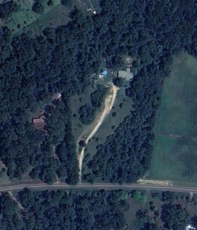 unimproved land for sale at 183 Tanglewood Drive, Albany, GA 31705 — photo 1 of 1