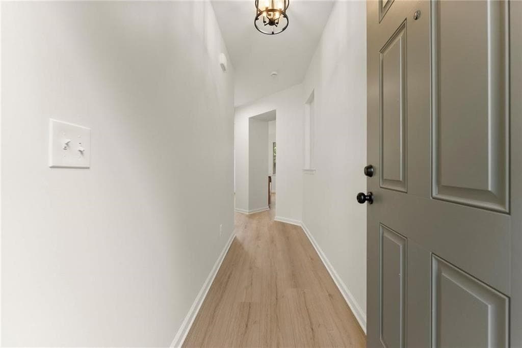 4 bedroom, 3 bathroom, 1,892 sq ft single family residence for sale at 3724 Humber Ct, Cumming, GA 30040 — photo 6